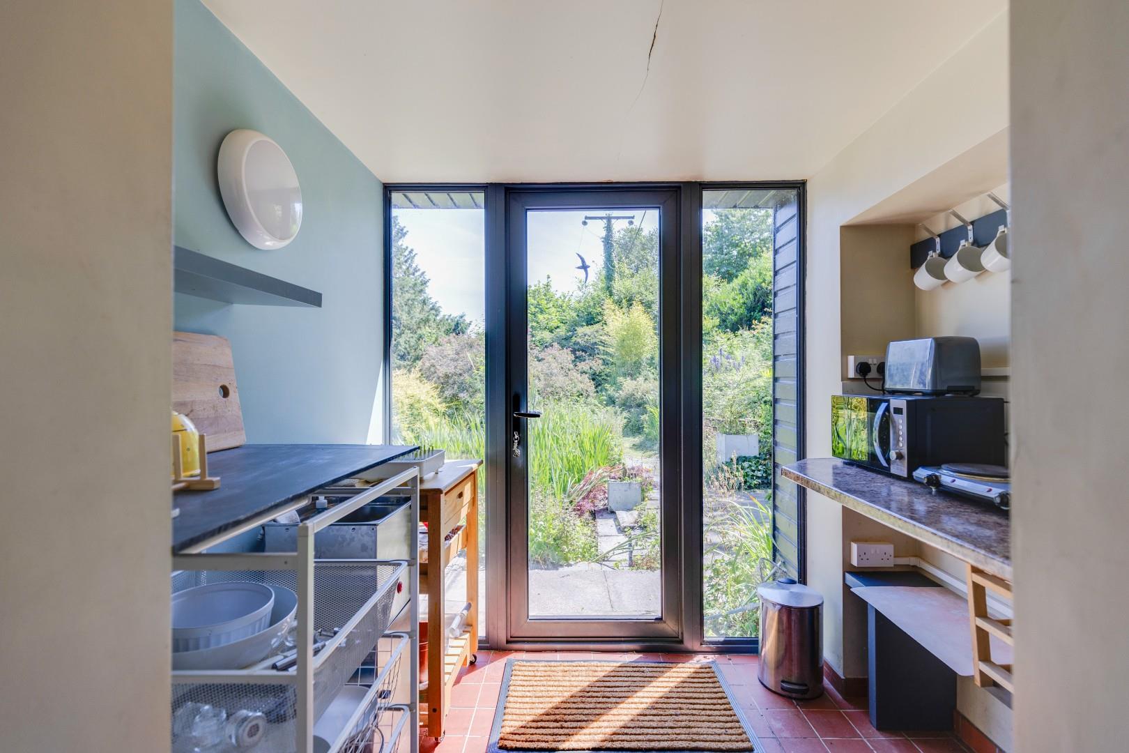 Gelliwrgan Farm, Gelli Wrgan Road, Ynysbwl, Pontypridd, CF37 3PG
